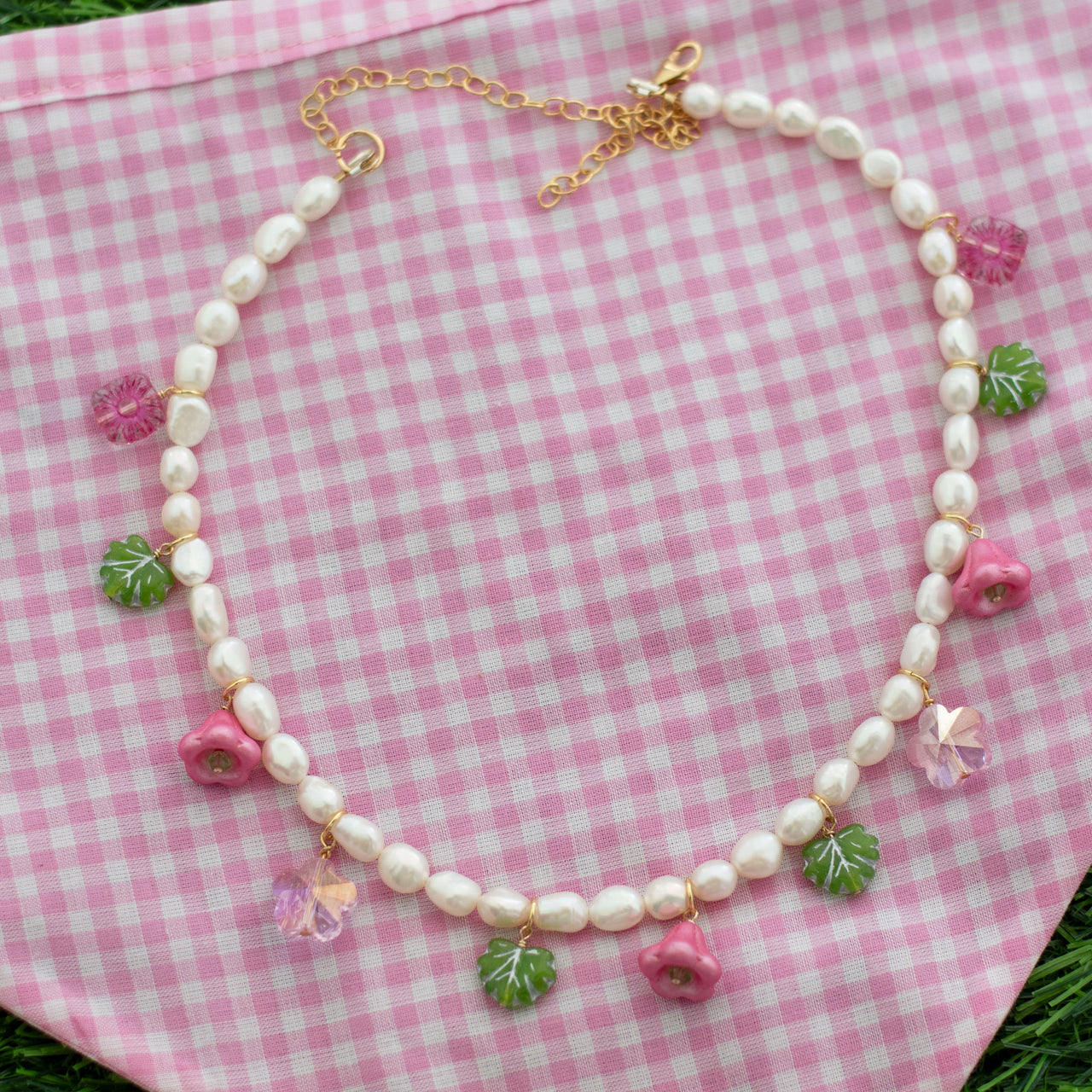Floral Pearl Necklace