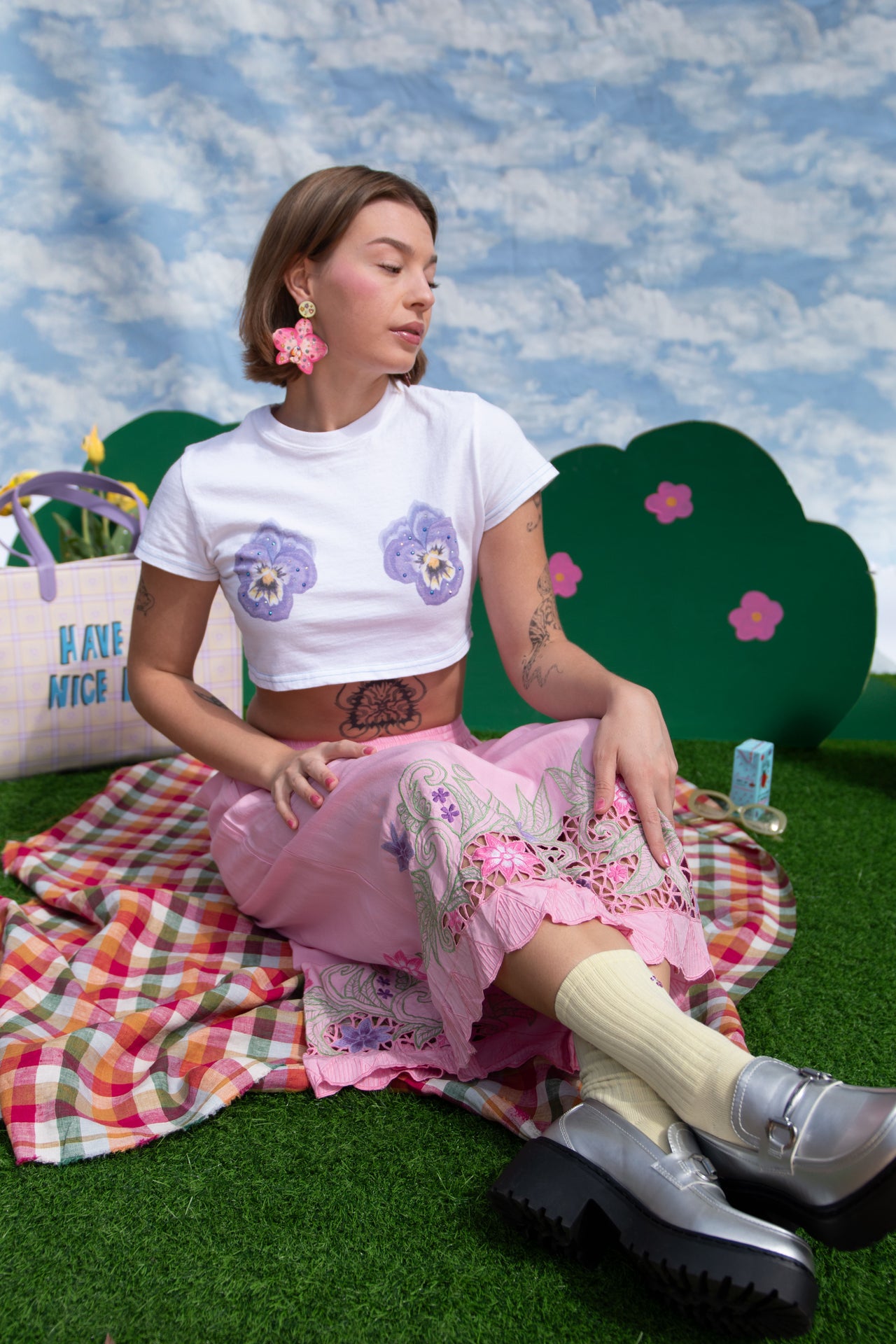 BEDAZZLED Pansy Popstar Cropped Tee