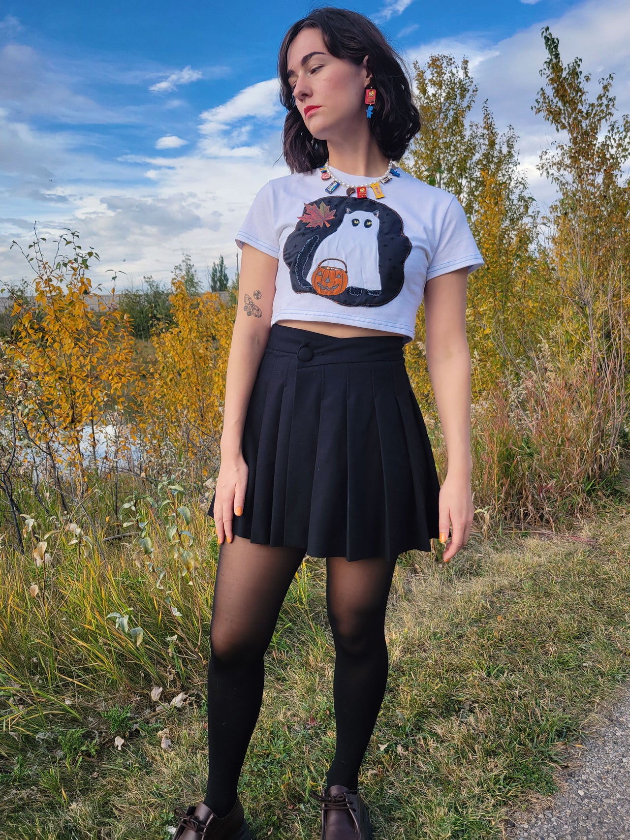 Black Cat Ghost Cropped Tee